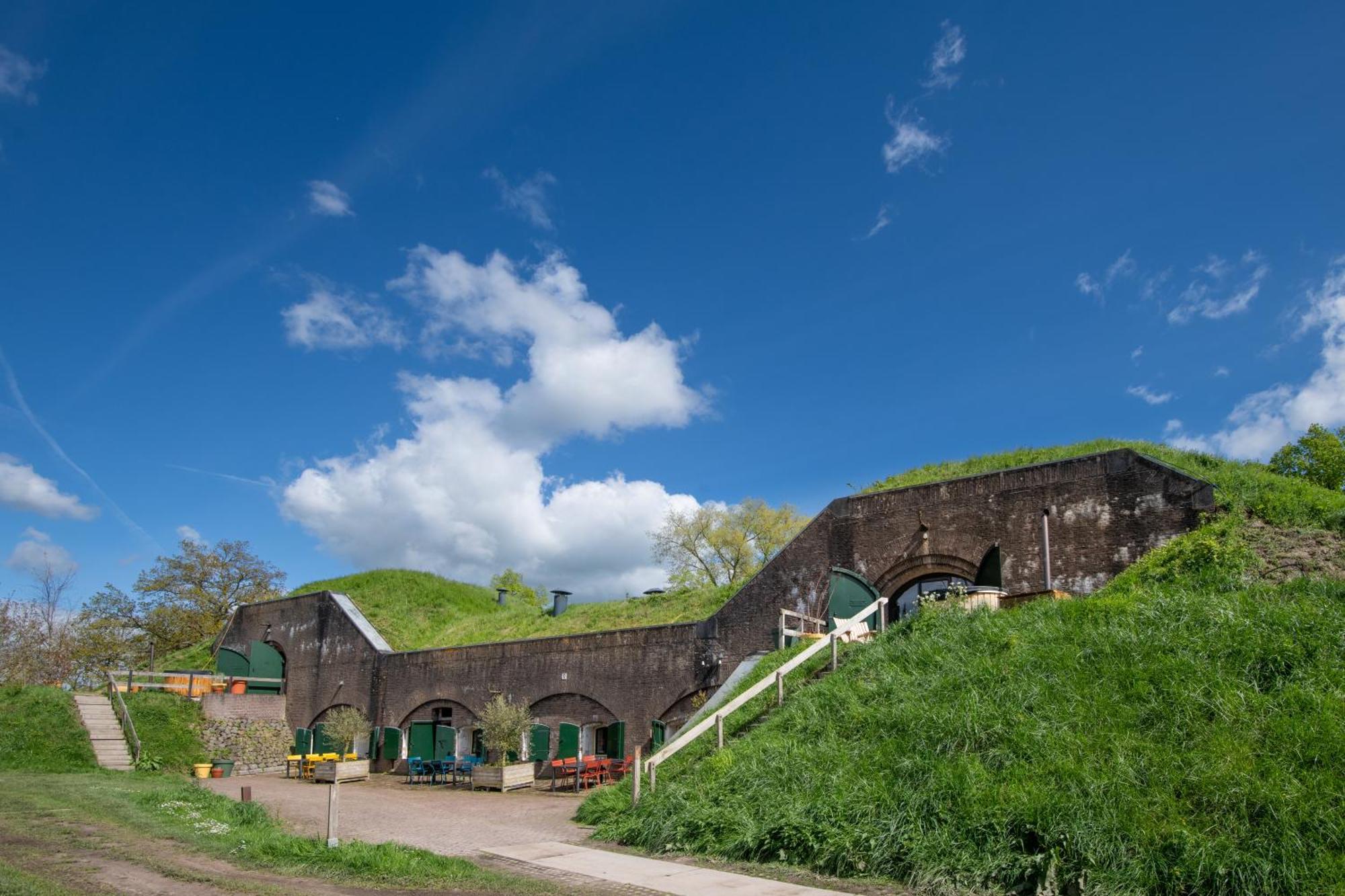 Fort Vuren Exteriör bild